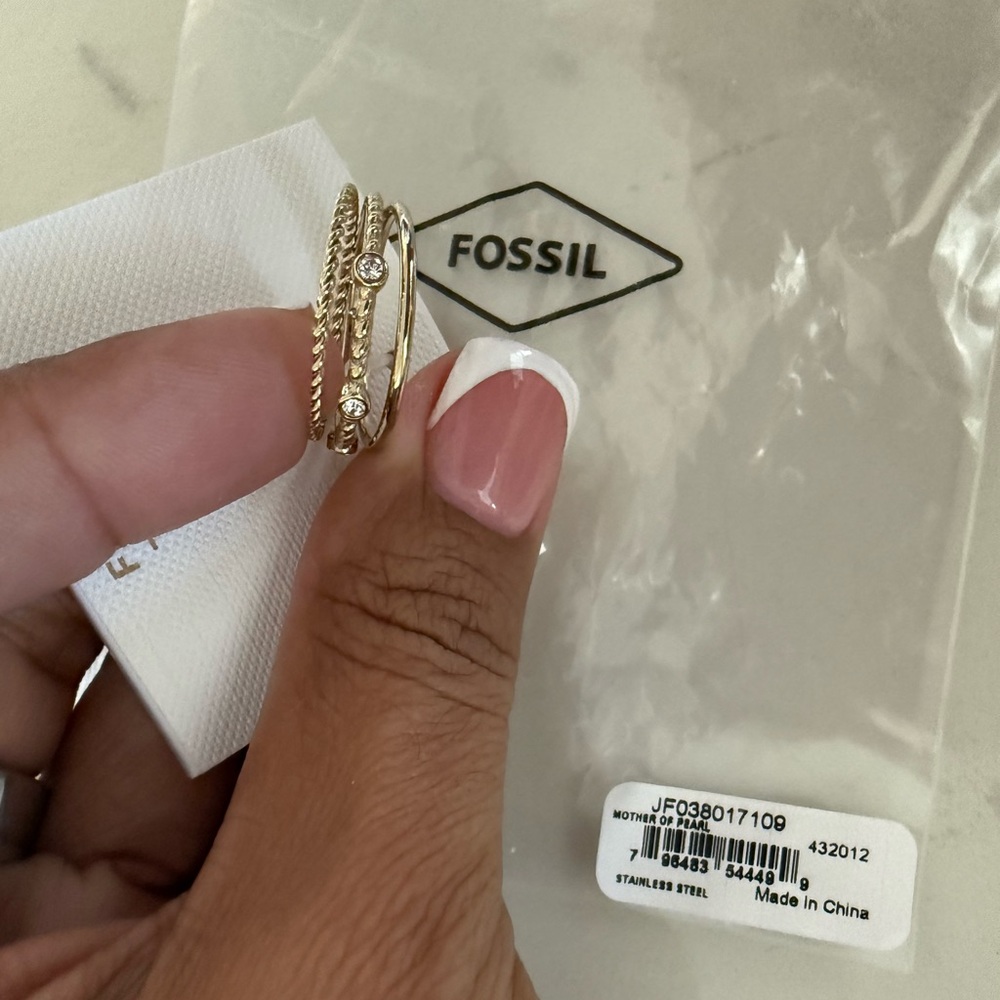 Fossil Gold-Tone Jewelry Tag